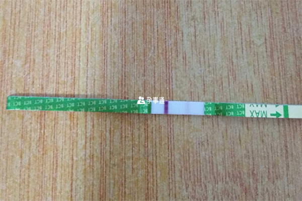 試紙塗眼影並不能提前看早孕