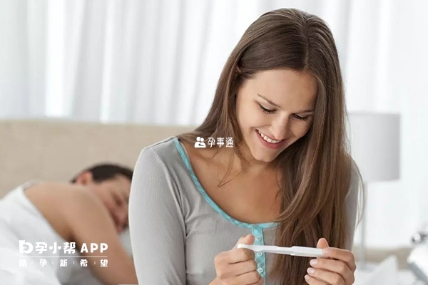 驗孕棒顯色不明顯可能懷女孩