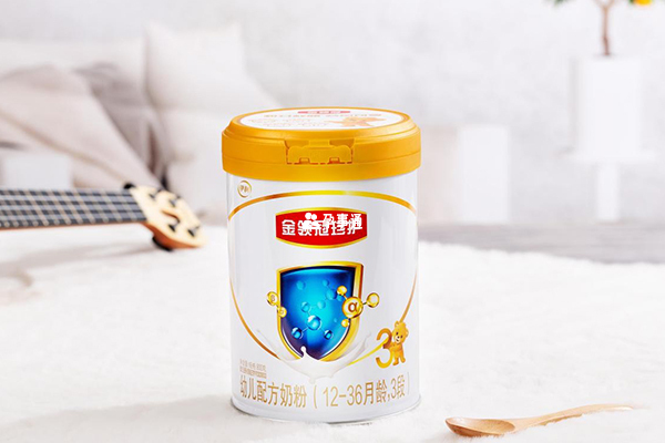 奶粉店不推薦伊利金領冠珍護原因有很多