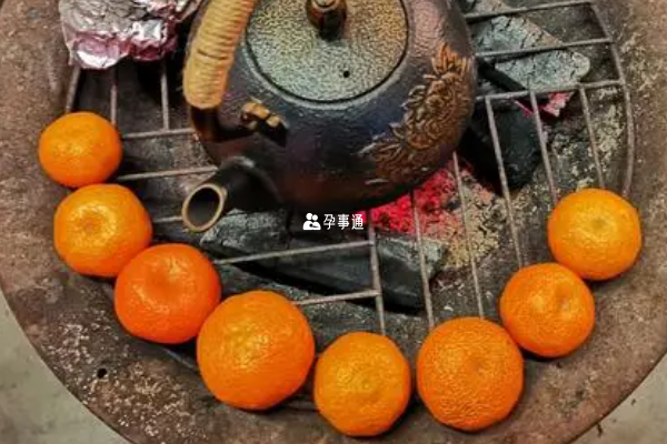 寶寶感冒以後可以適當的吃一些烤橘子