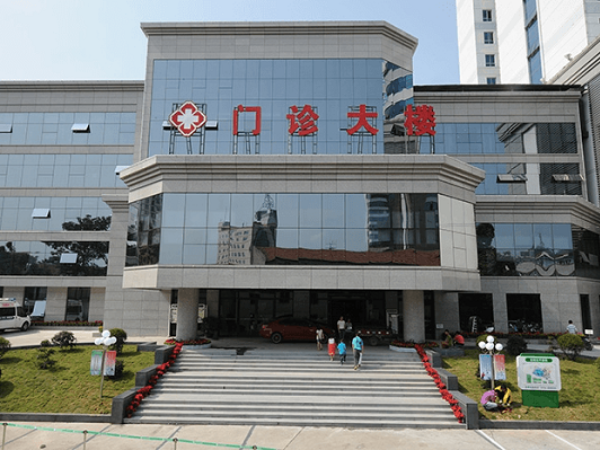 邵陽中心醫院生殖科黃小燕主任還不錯